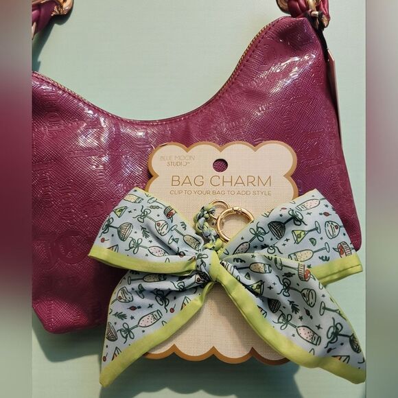 blue moon studio Handbags - Festive Fun Drinks Bag Charm NWT